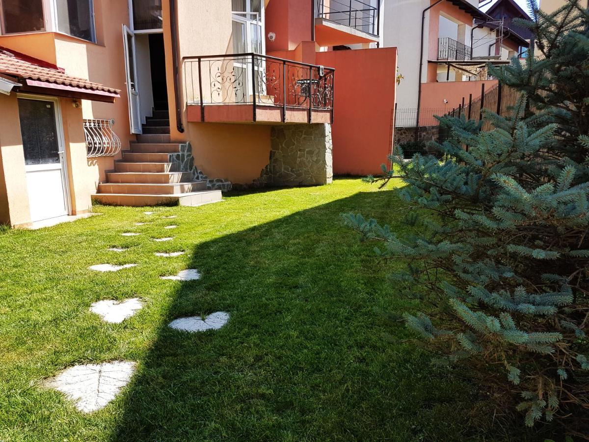 Classic Apartment Braşov Buitenkant foto
