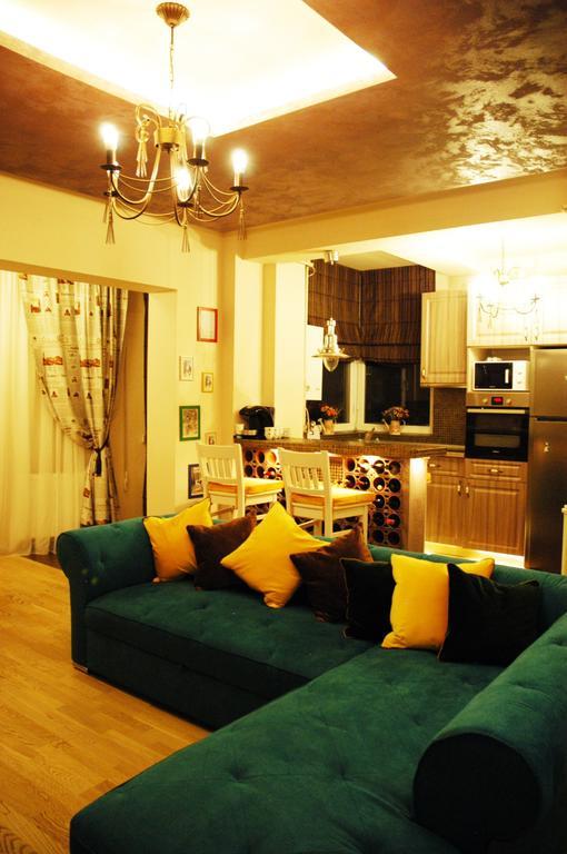 Classic Apartment Braşov Buitenkant foto