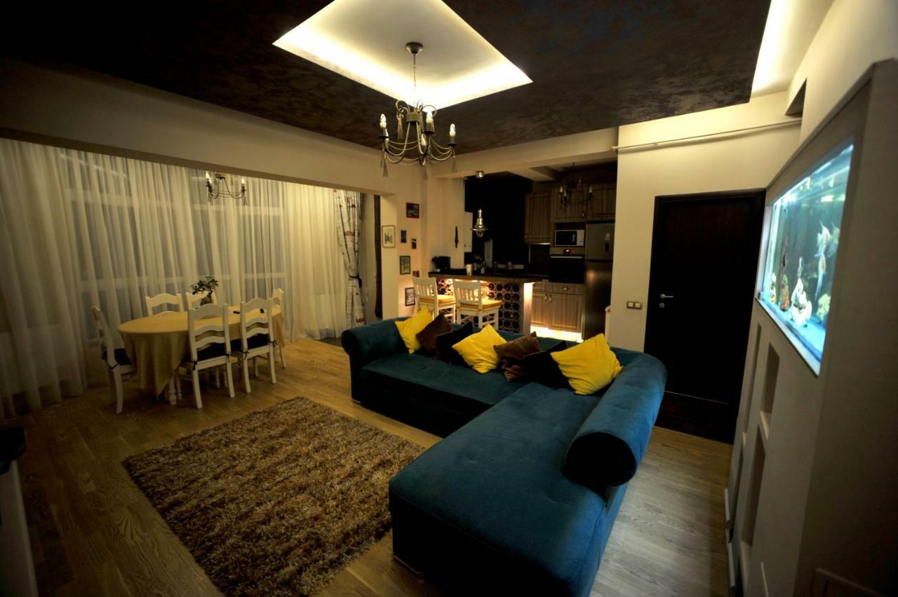 Classic Apartment Braşov Buitenkant foto